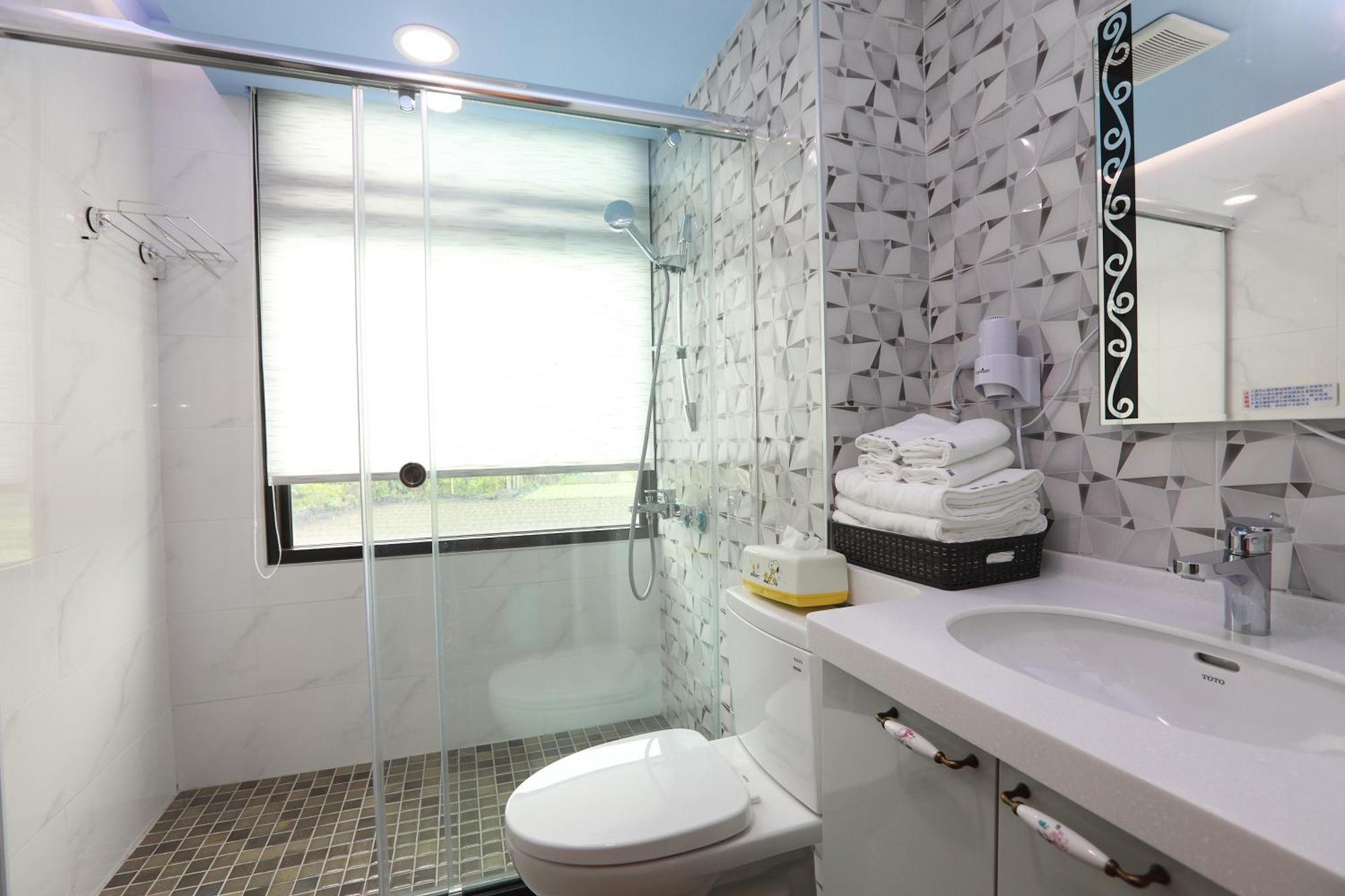Bridge Bed And Breakfast Hualien City Exterior photo